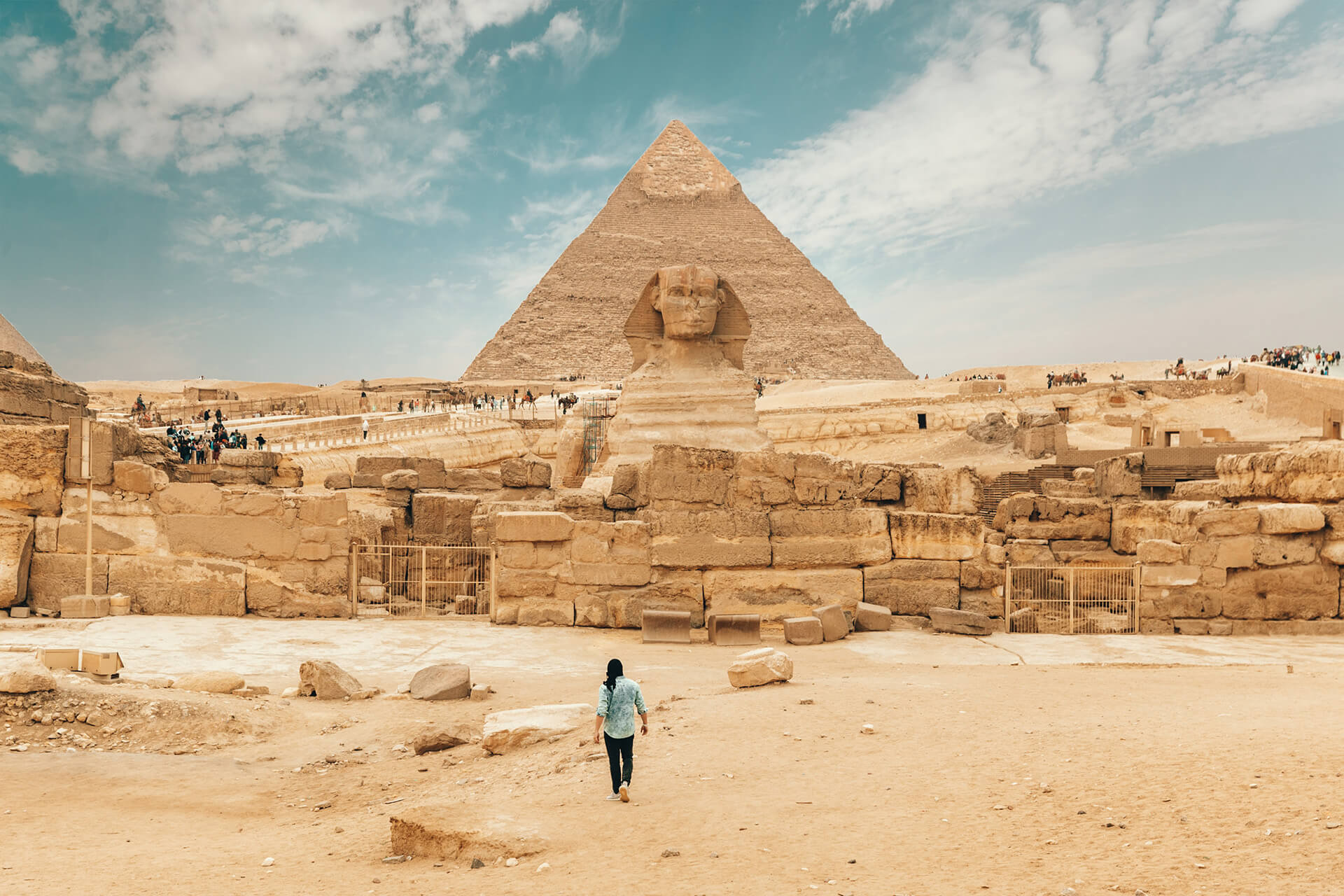 Pyramiden von Gizeh mit Sphinx in Ägypten, Urlaub in Kairo