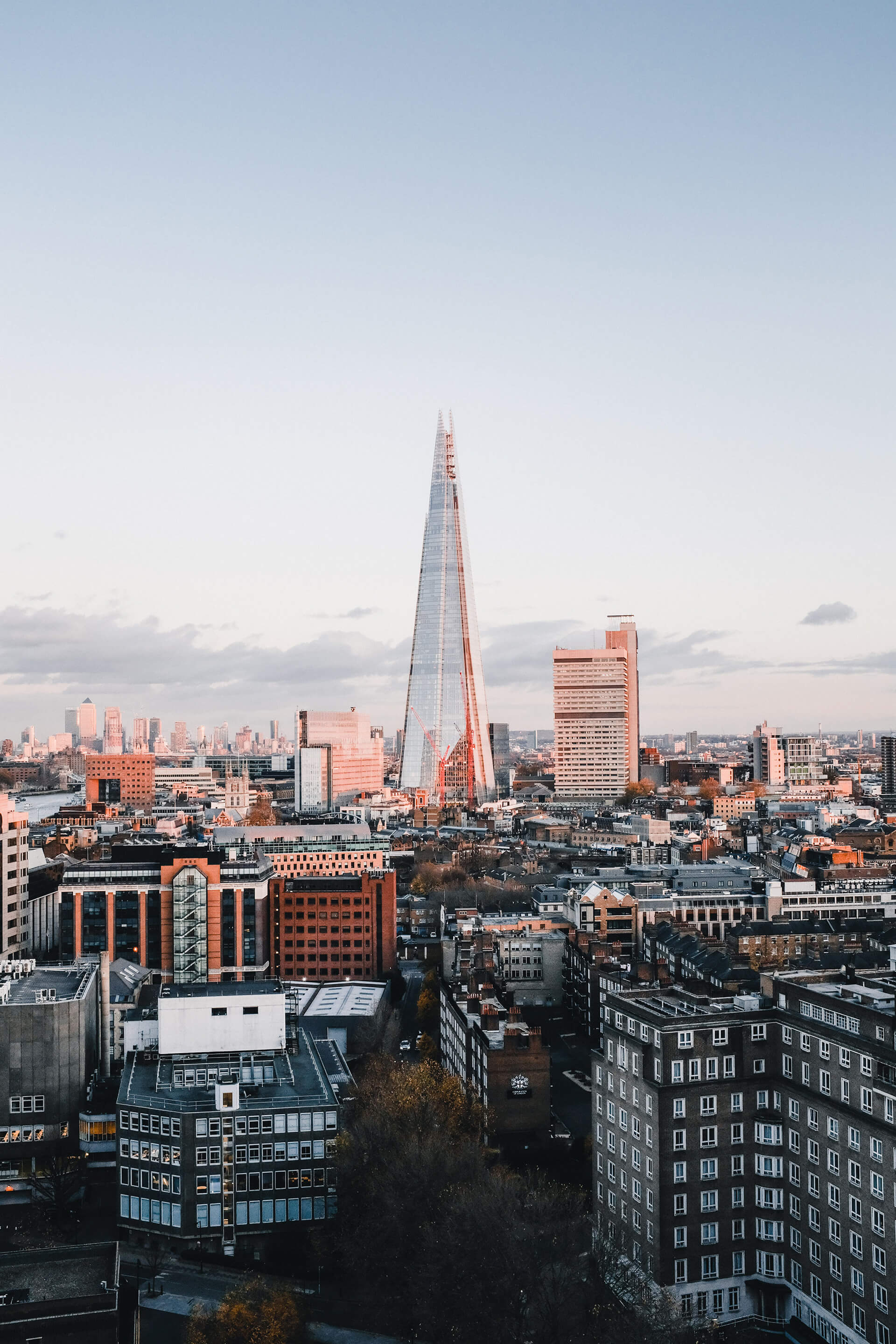 Blick auf die Skyline von London und the Shard, Städtereise nach London