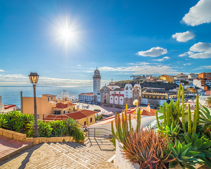 Landschaft mit Candelaria, Teneriffa, Spanien, Urlaub auf Teneriffa, Pauschalreise