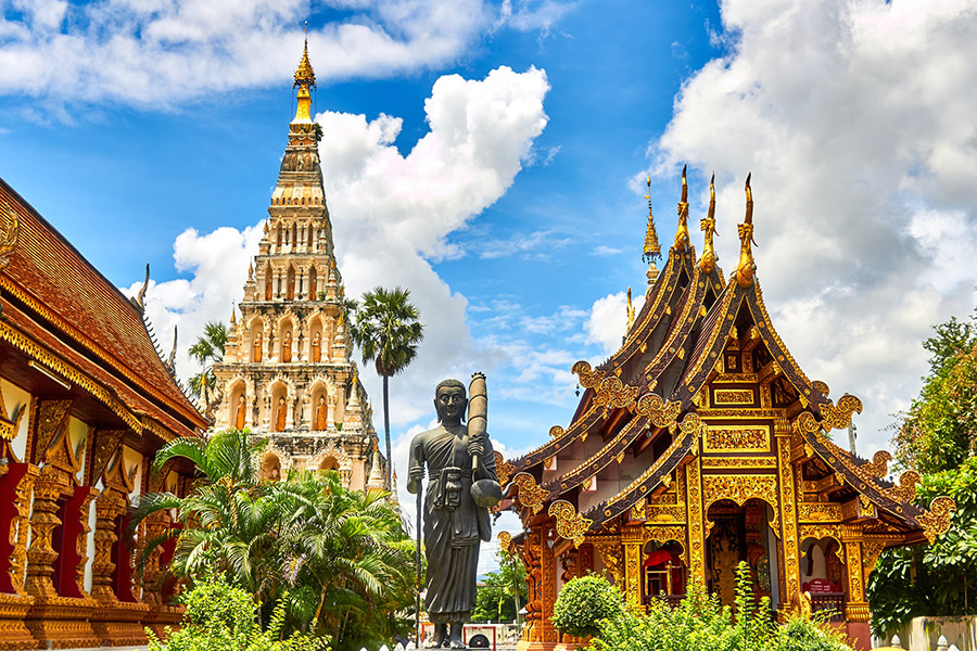 Tempel mit Budda in Thailand, Pauschalreiseurlaub mit AurumTours