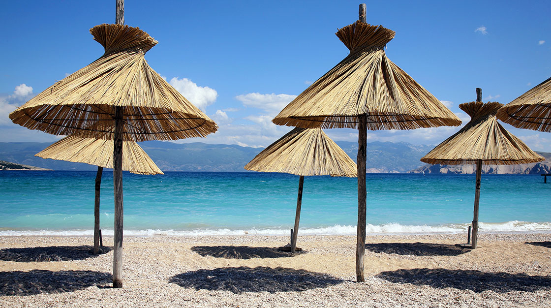 Schöner Strand in der Kvarner Bucht, Kroatien, Familienurlaub in Kroatien